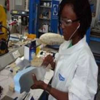 Boitumelo at work in the Aero lab