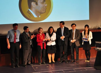 Anna (3rd from the left) and Salzitsa (4th from the left) receiving their prize