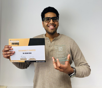 Dr Rehan Shah with his award