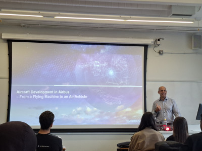Airbus Engineer Inspires Aerospace Students with Insightful Guest Lecture