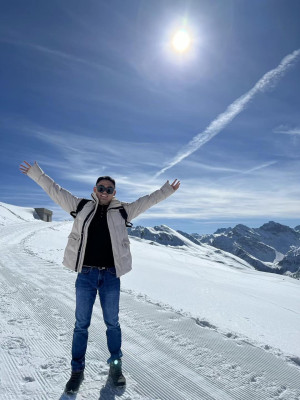 click/tap to enlarge this image... Huan enjoying his new post doc position at the AO Foundation in Switzerland!