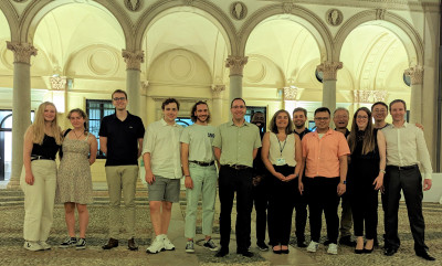 ECCMR conference picture from left to right: Kirsty, Maddie, Eathan, Aaron, Giacomo, James, William, Anureet, Evangelos, Rattapong, Keizo (1995), Maria del Mar, Menglong (2016) and Travis (2022).