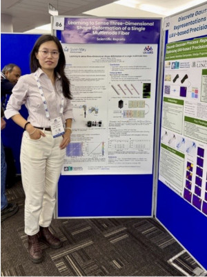 click/tap to enlarge this image... Xuechun presenting