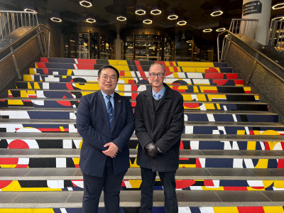 click/tap to enlarge this image... A photo with Dr Paul Shelley, Vice President for Innovation of Molycop at the APICAM 2025 conference, RMIT University, Australia
