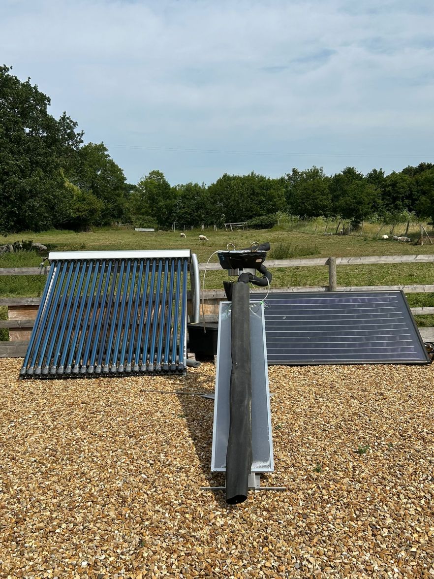 Lyrkan's project, featuring solar panels, in a field