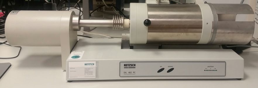 A dilatometer is used to measure the dimensions of a sample under negligible load as a function of temperature or time. The DIL 402 PC is used to measure the thermal expansion or contraction of materials from room temperature (RT) up to 1600oC. The dilatometer can be used to analyse many different types of materials including: green bodies and clays; ceramics; glasses; polymers and powders. These can be analysed to find information about sintering behaviour, thermal expansion and also softening point behaviour.