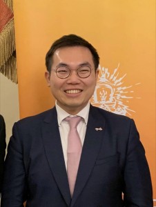 Dr Chinnapat Panwisawas