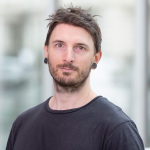 Dr Macdonald